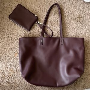 URBAN OUTFITTERS Tote bag w/ Wristlet